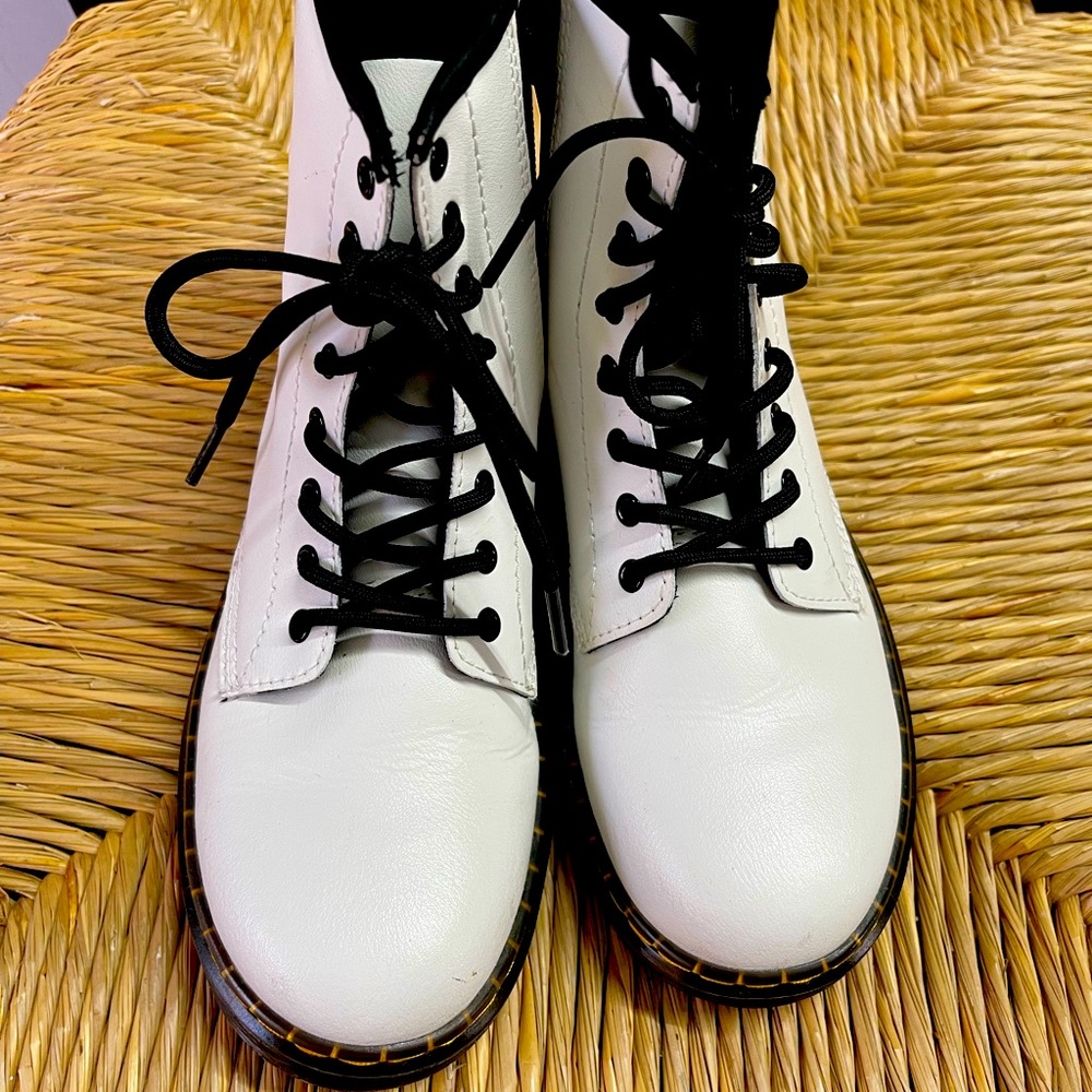 Kids Dr Marten White AirWare Boots
